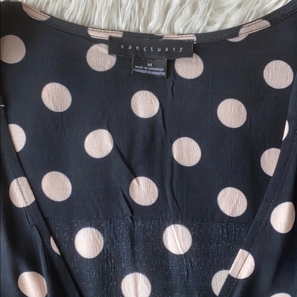 Sanctuary Black Dot wrap top Sz M lknew anthro - Picture 2 of 3